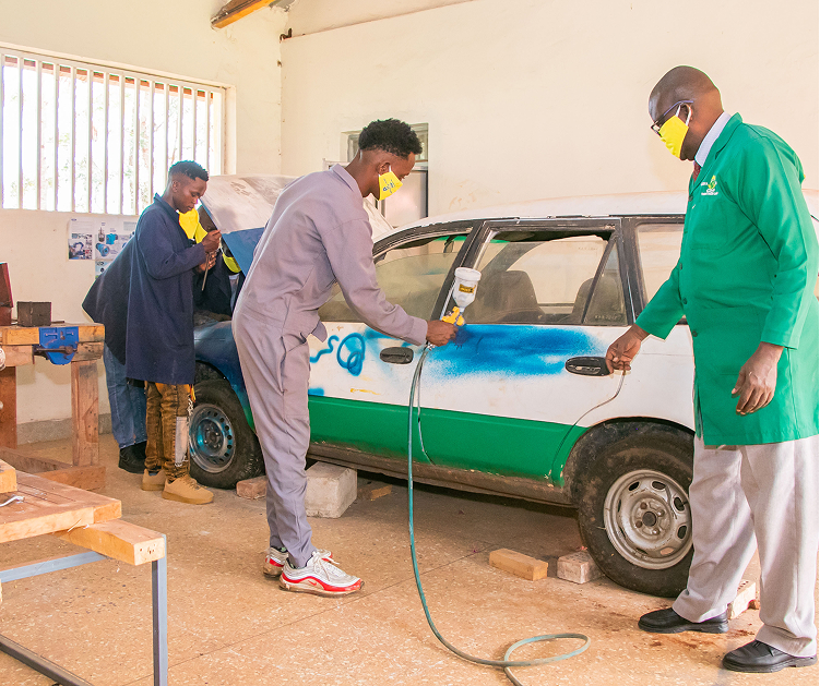 Automotive spray painting training